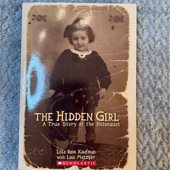 Set Of 4 Scholastic Books On WWII & Holocaust: The Greatest Treasure Hunt - Picture 5 of 9